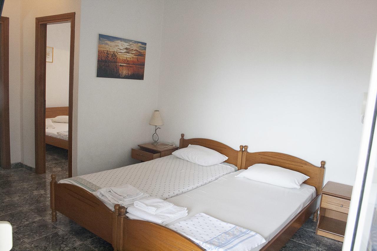 Peristerianos Apartments Неа-Скиони Экстерьер фото